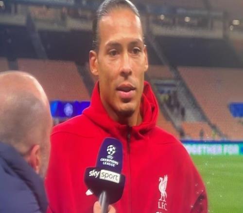 范戴克：萨拉赫他马上要去踢非洲杯，对我们来说没什么变化