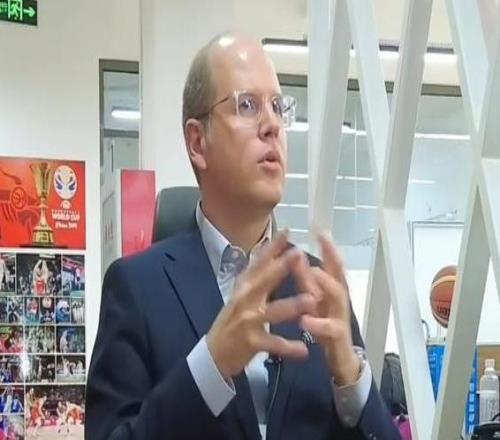 FIBA秘书长：CBA改为40分钟这是对国际篮联规则极大的支持