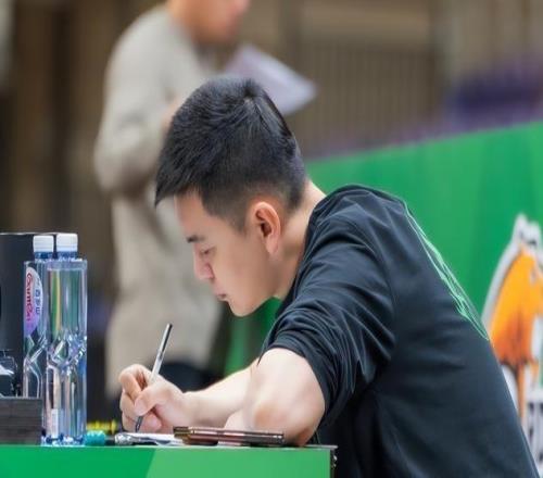 杨鸣：刘志轩调整青年队当主教练，未来几年之内重新树立辽篮辉煌