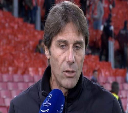 孔蒂：我们的中场只剩洛博特卡和小麦，希望不会再有人受伤