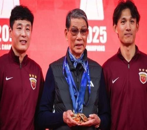 武磊：这一年我错过了比赛，但没错过自己，还想享受上海德比的震耳欲聋！