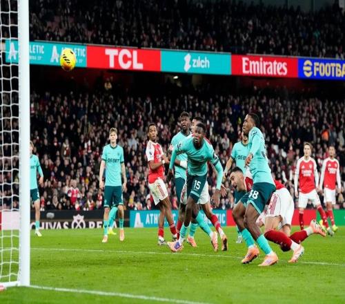 狼队连续20场英超不胜+9连败，均创下队史联赛纪录