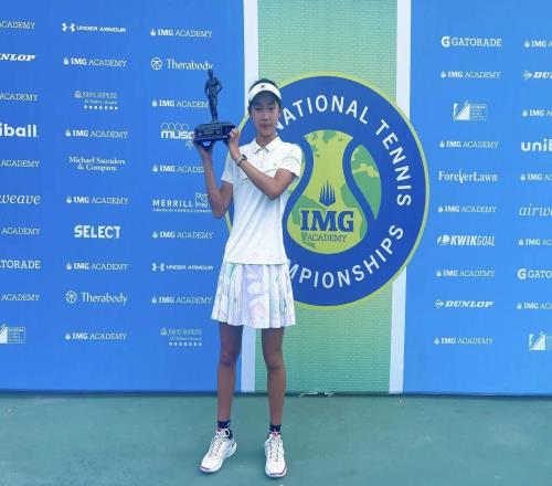 中国青少年网球闪耀国际，离不开默默陪伴的他们