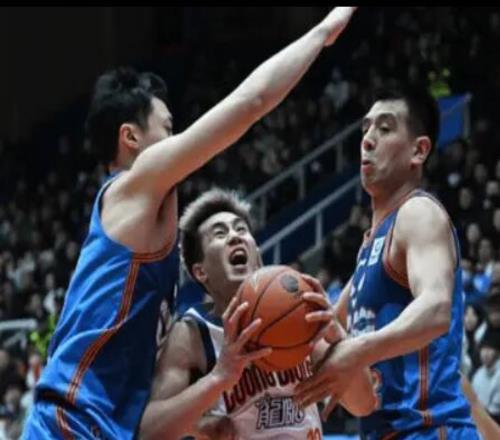 CBA最大混子球队出现！2场比赛输47分，球迷：胡闹，快退出CBA