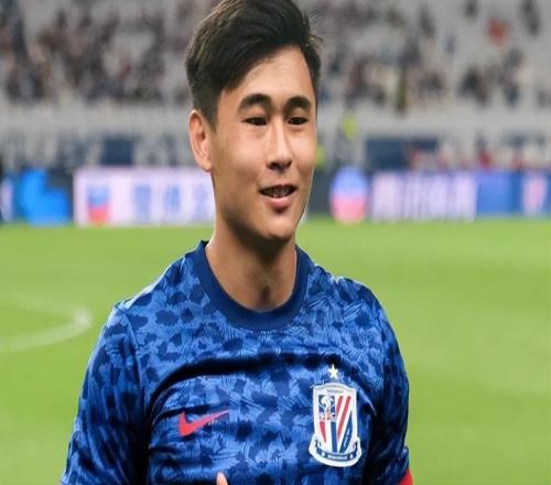 怀才不遇！昔日当红国脚沦为申花摆设，打算走人，或转投中甲闯荡