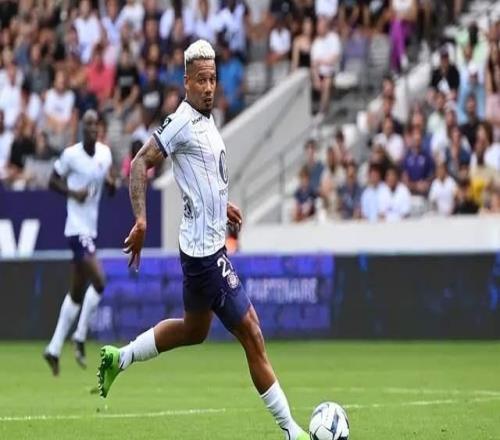 申花要打3前锋拉唐也是吃饼型射手200万欧买贵了刘诚宇没机会