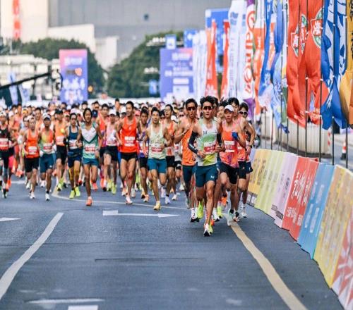 产品力遇上城市特色，361在马拉松赛道上跑出新范式