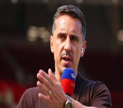 内维尔：姆伯莫的射门相当离谱且草率，他需要改进临门一脚