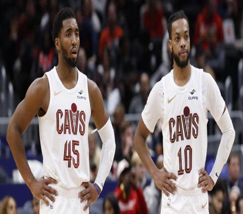 豪掷1.6亿奢侈税，11战8败主场被嘘！NBA最贵球队为何突然崩盘