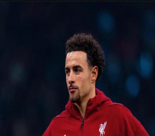 琼斯：我喜欢把球控在脚下，球队之前输球是无法控制比赛节奏