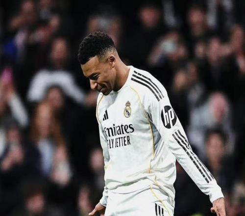 59球！姆巴佩追平C罗纪录，Siu庆祝致敬C罗：我的偶像皇马最佳