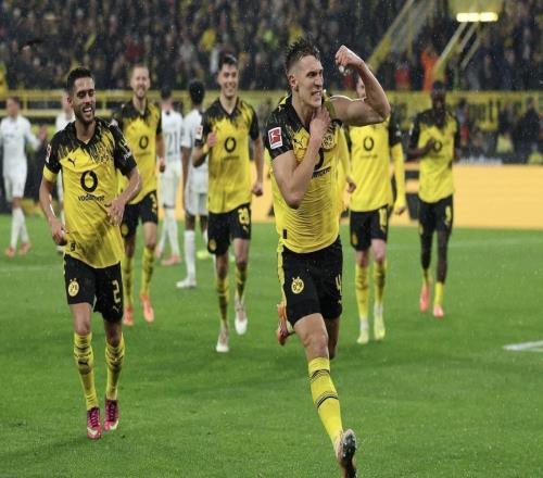 20！43！足坛疯狂夜，国米爆冷出局无缘争冠，多特蒙德完胜门兴