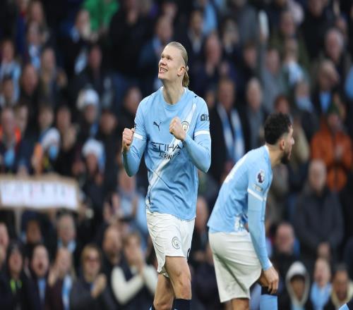 梅开二度！哈兰德英超进球数已达104球，超越C罗