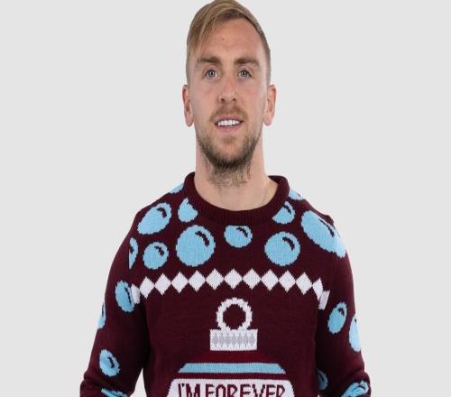 你喜欢哪一款英超各队推出圣诞毛衣，切尔西定价最高