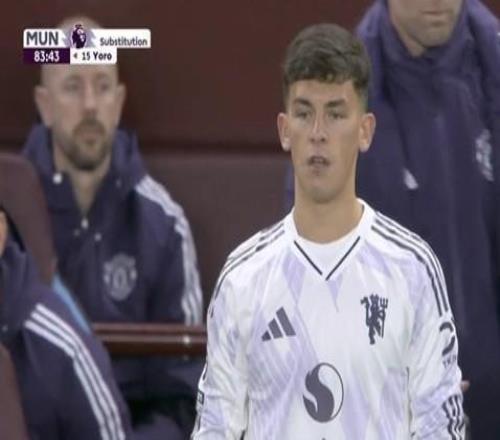 替补约罗，18岁的谢伊莱西上演曼联一线队首秀