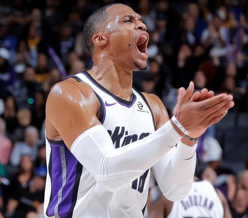 21分13板5记三分！就在今天，一项前无古人的NBA纪录被威少达成了