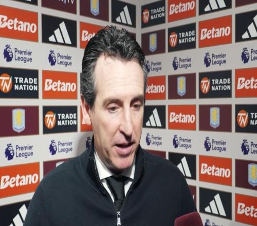 埃梅里：罗杰斯热爱维拉，他是更衣室中非常重要的球员