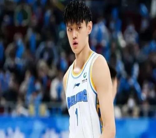 胜四川发布会！许利民回应外援与曾凡博问题，方硕展高情商！