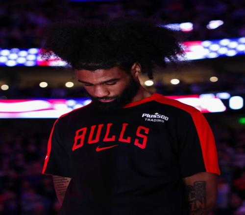 甩卖！月最佳球员也上货架，场均21分+1289万合同，抢手货啊