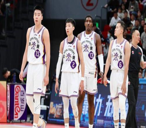 0胜4负！CBA又一伪强队被打回原形，换帅直接把球队毁成鱼腩