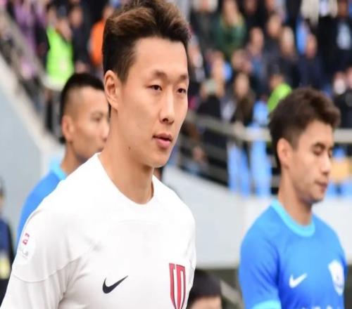 4连冠稳了海港开启引援模式，签中国男足3猛将！距完美只差一步