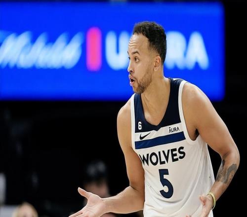 李凯尔改回美籍！曝归化CBA外援要天价男篮连世界杯都进不去了吗