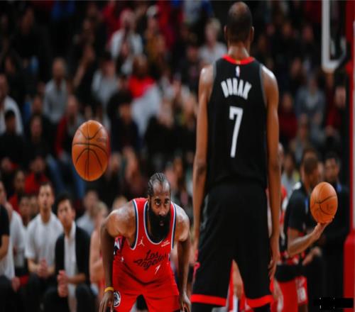 爆冷20分惨败，又遭25分逆转！成为NBA最大伪强队，离散伙不远了