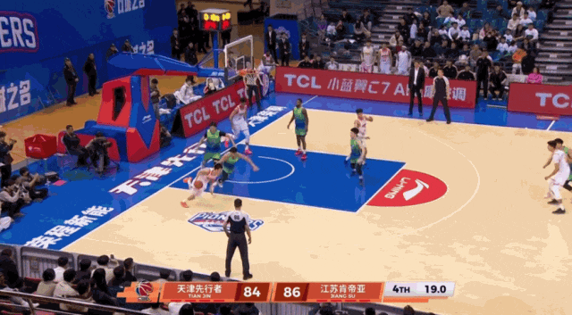 26岁广西球王，在质疑声中成为本土得分王