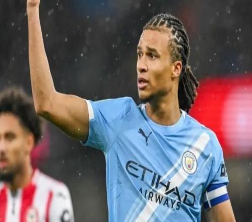 每体：阿克愿意加盟巴萨，但曼城不接受租借只考虑永久转会