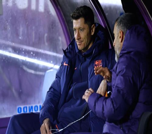 莱万：和巴萨续约不是薪水减半的问题，我还没确定未来的方向