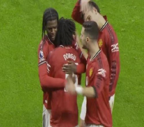 一场10！让曼联进前5，欧冠近在咫尺：和切尔西同分，3豪门争四