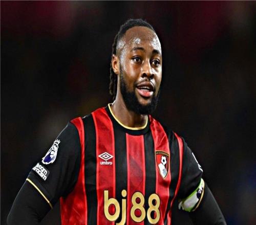 伊劳拉：塞门约很难在伯恩茅斯效力数年了，哪怕踢几个月也行