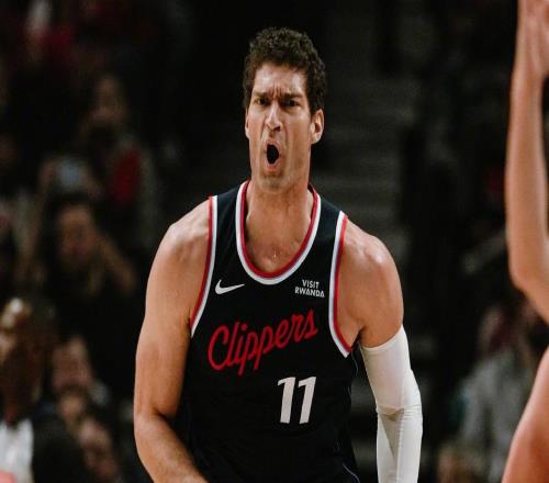 场均28分7板，命中率98.2%刷新历史纪录！NBA豪门觉醒，该冲冠了