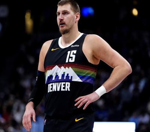 约基奇太猛了，这项79年NBA没人做到的纪录，被你强势达成