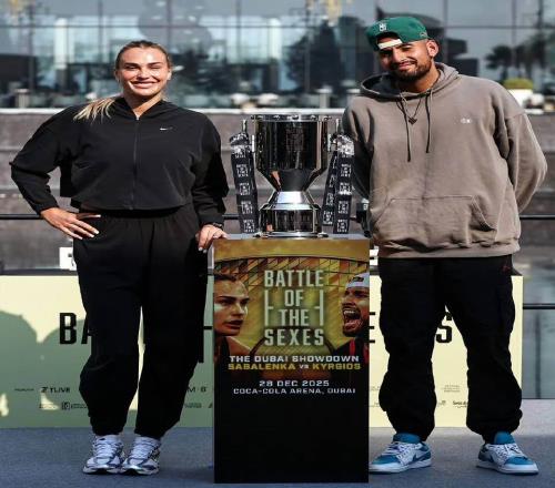 科内称性别大战是噱头，缩小场地荒谬至极，金夫人亦发声怒斥