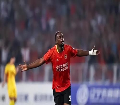 辽宁铁人冲超主力自宣离队，曾立下赫赫战功，让球迷直言不舍