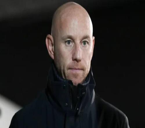 巴特：巅峰期弗格森回来也不可能马上扭转局面，曼联需要时间