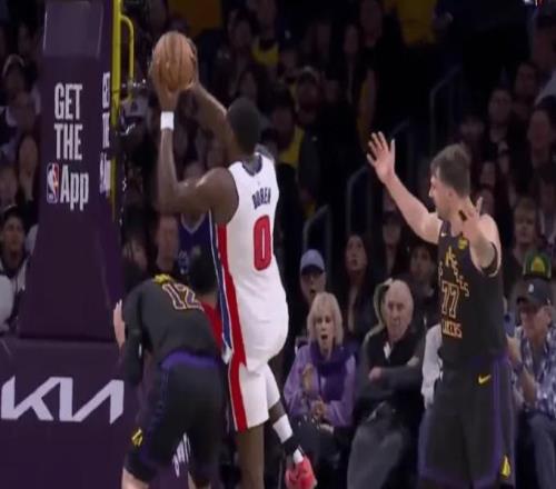 NBA名宿指责东契奇：他完全可以横移去协防，但他却只是站着举手