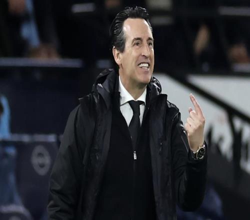 阿兰赫顿建议埃梅里考虑德甲，斯洛特需要增强吸引力