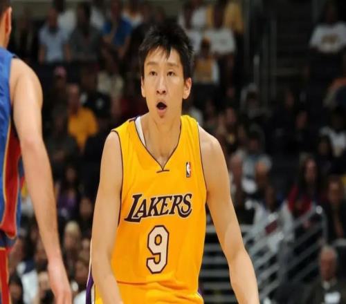 怎么看布朗尼选择湖人9号球衣孙悦：别被占伦理哏的便宜就行