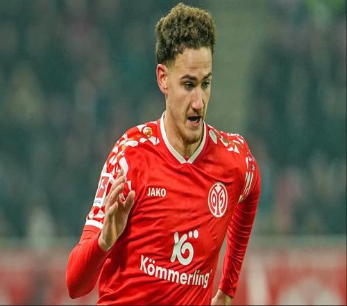 六个月从第六级别到德甲莫雷诺费尔的崛起之路