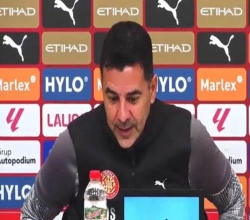 赫罗纳主帅：埃切韦里在跟我们一起训练特狮冬窗非常复杂