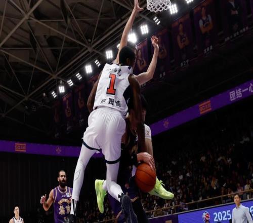 CBA最新排名出炉，广厦第1，广东第2，辽宁跌出季后赛行列