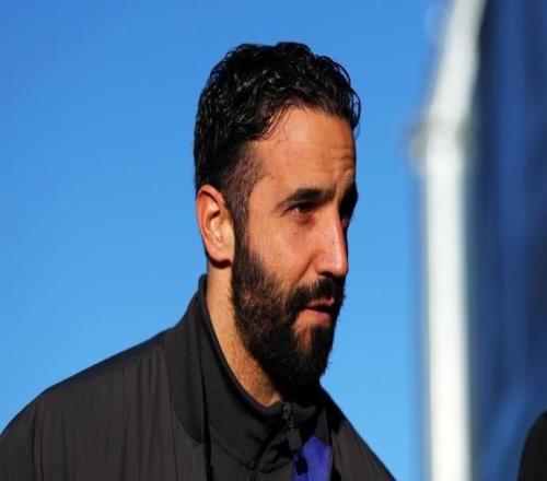 曼联官方：阿莫林不再担任球队主帅，达伦弗莱彻将担任代理主教练