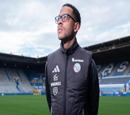 记者：罗塞尼尔的合同附带一年续约选项，切尔西认为其潜力巨大