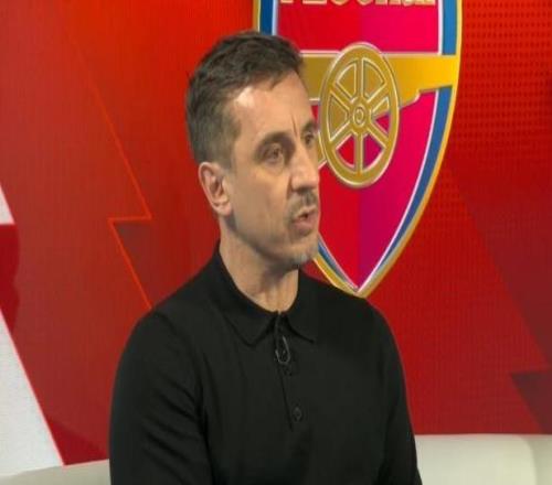 内维尔：哲凯赖什整场比赛毫无作用，他需要努力做得更多