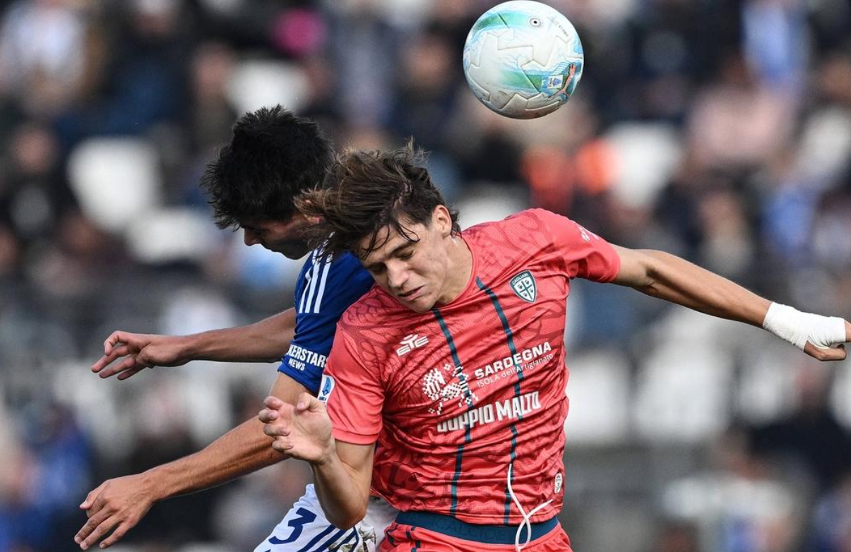 莫拉塔屡失良机，法布雷加斯率队10场