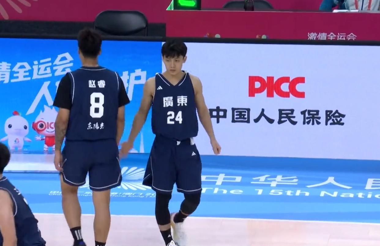 四川队疯狂抬价广东队被曝欲350万