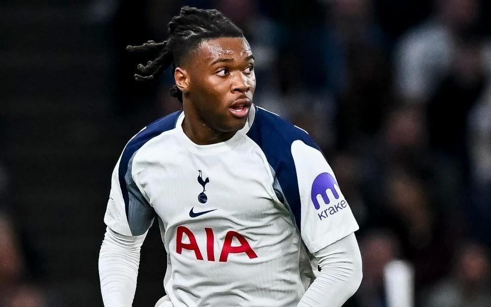 电讯报：此前遭经纪人持枪威胁的英超