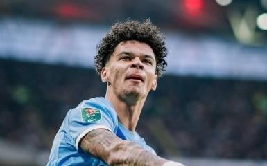 昨天刚21岁，奥赖利成为联赛杯决赛梅